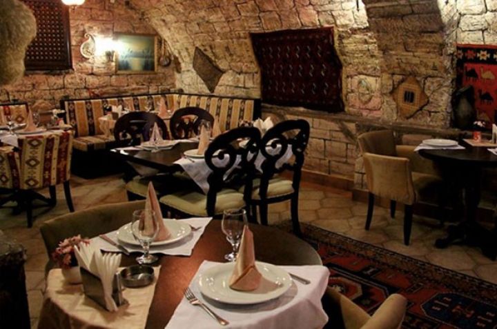 Dövlət "Mərdəkan" restoranını satır