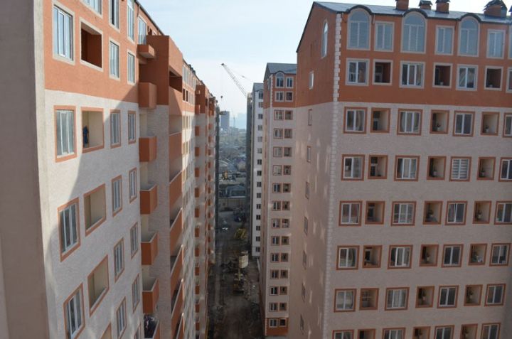 Mənzillərin istismara verilmə həcmi kəskin azalıb
