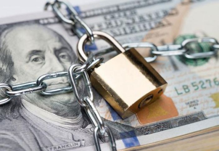 Dolların bazar ertəsinə olan rəsmi məzənnəsi açıqlandı