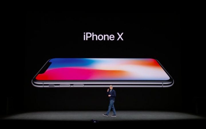 iPhone 10 təqdim edildi - Barmaq izi oxuyucu getdi, yerinə üz tanıma gəldi