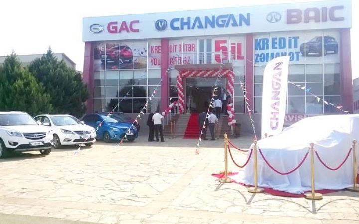 Gəncədə Çin avtomobillərinin satış mərkəzi açıldı