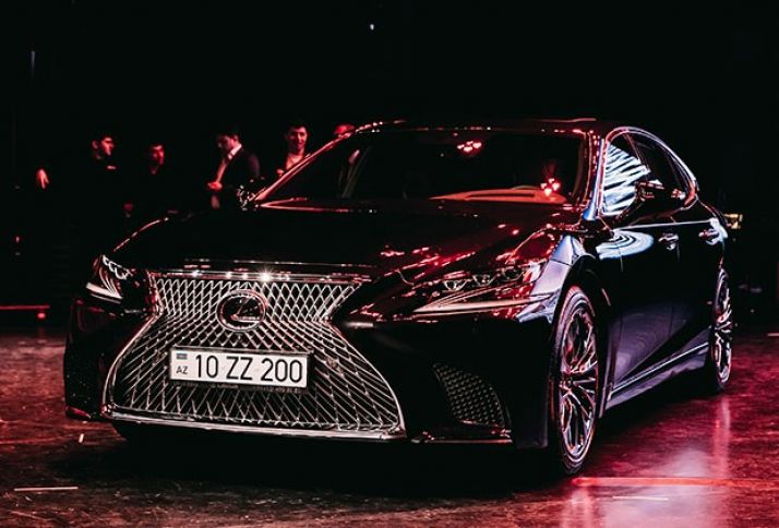 Tam yenilənmiş lüks sedan Lexus LS Bakıda təqdim olundu