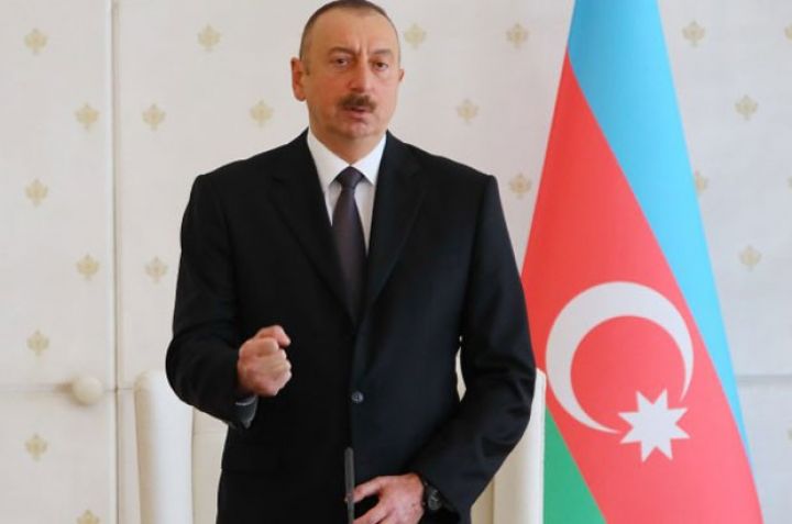 Gömrük və Vergilər haqqında sərəncam imzaladı