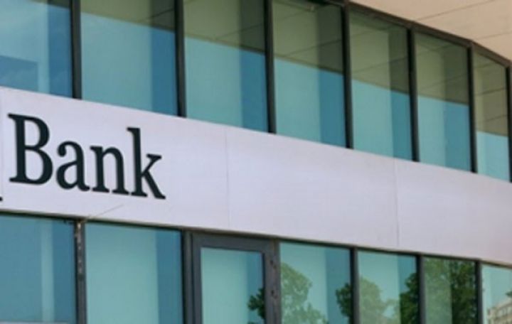 Azərbaycanda 14 bankın kredit portfeli azalıb