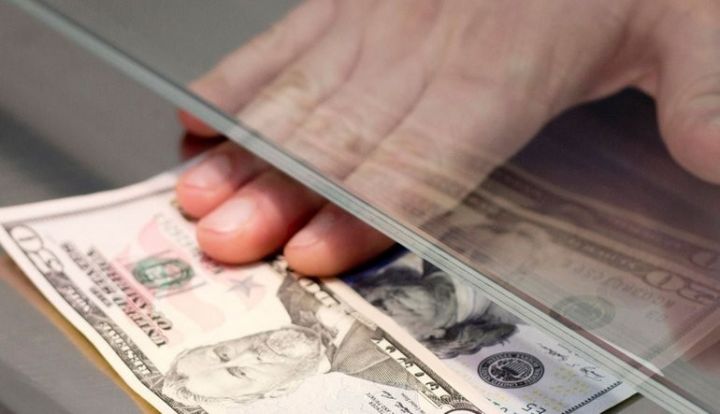 Azərbaycana xaricdən göndərilən pul artıb