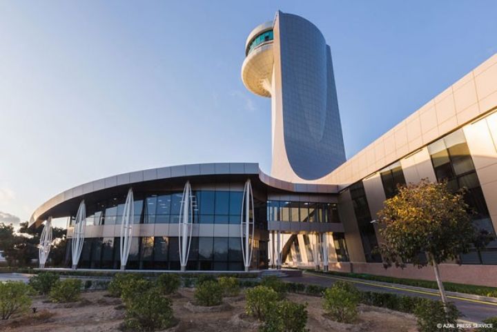 Azərbaycanın hava məkanından rekord sayda təyyarə istifadə edib