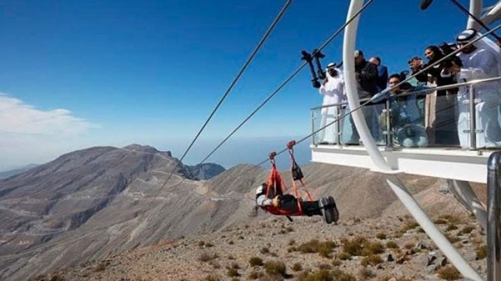 Dünyanın ən uzun kanat yolu açılıb