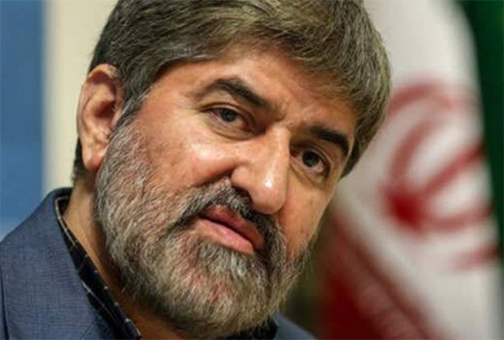 İran rəsmisi: "İran Hörmüz boğazını bağlayacaq"