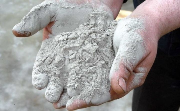 İrandan Azərbaycana  qanunsuz sement daşındığı aşkar edildi