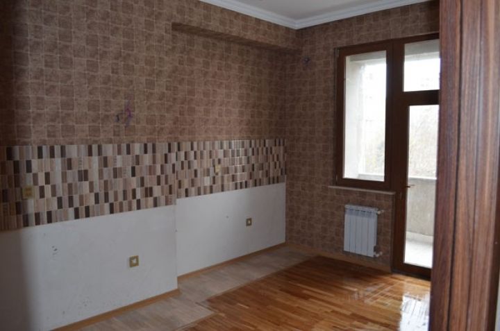 "İlkin mənzil bazarında bahalaşma olub"