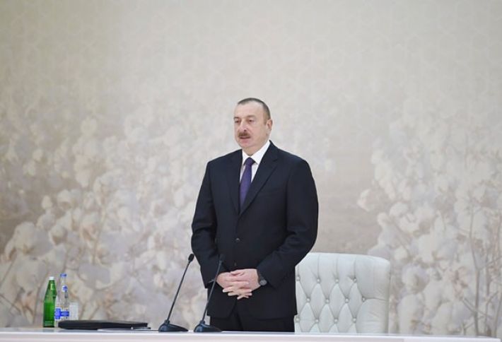 İlham Əliyevin sədrliyi ilə müşavirə keçirilir