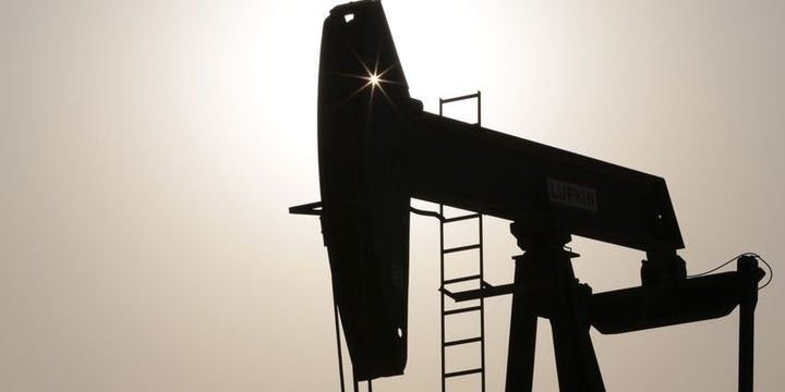 Neft, hasilatın azaldılacağı gözləntisi ilə bahalaşır