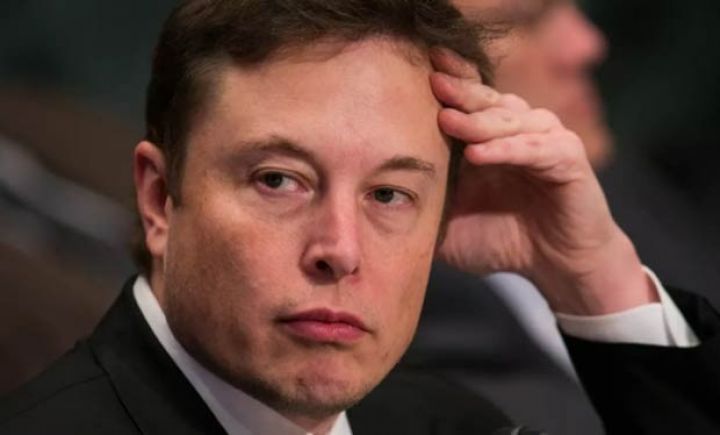 İstefa verəcək, 40 milyon dollar cərimə ödəyəcək