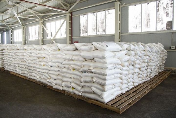 “Aqrolizinq” əlavə 57 min ton mineral gübrə alır