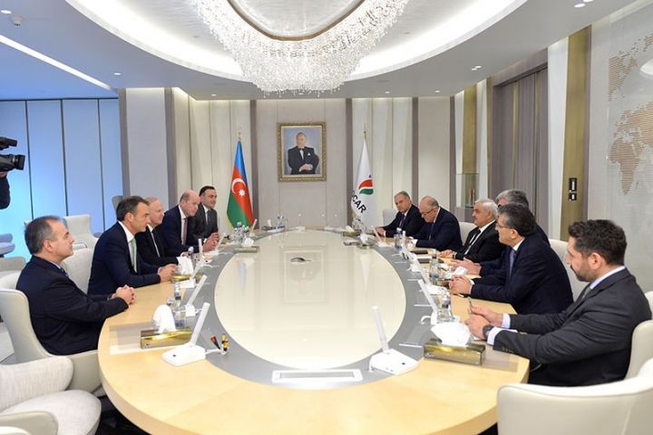 SOCAR və BP rəhbərliyi bir sıra məsələləri müzakirə ediblər