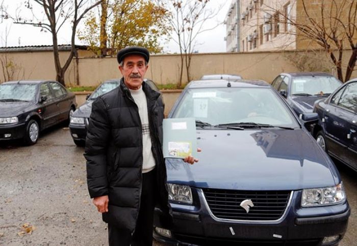 Nazirlik 50 avtomobili payladı