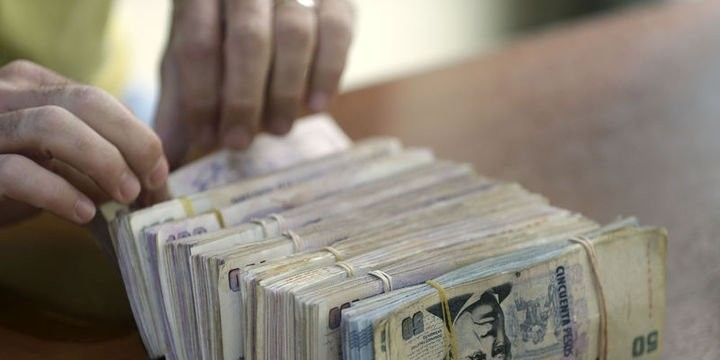 Argentina kəskin faiz endirdi