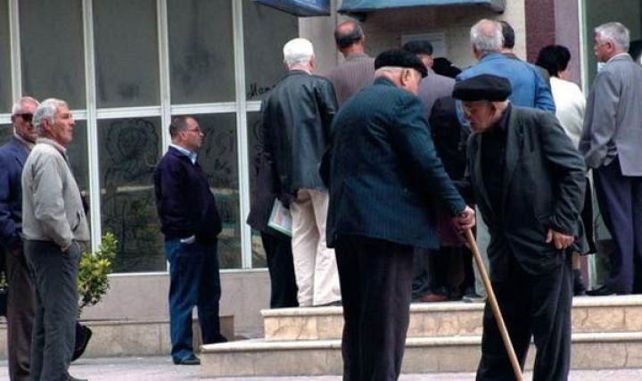 Pensiyalarla bağlı nazirlikdən açıqlama