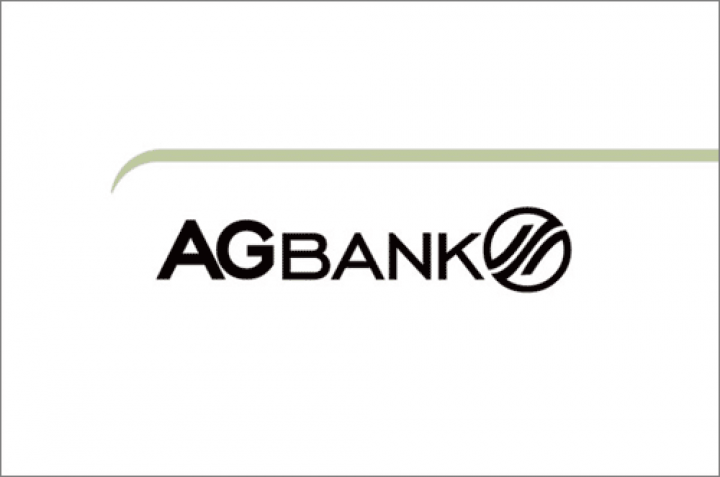 "AGBank" yeni, daha mükəmməl sistemə keçdi