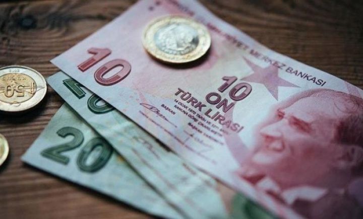 Türk Lirəsi ABŞ Prezidentinin açıqlamasından sonra sürətlə bahalaşıb