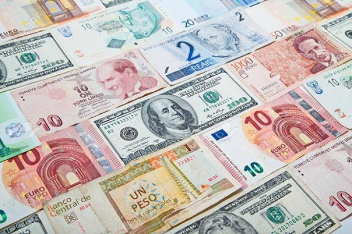 Rəsmi məzənnələr açıqlandı