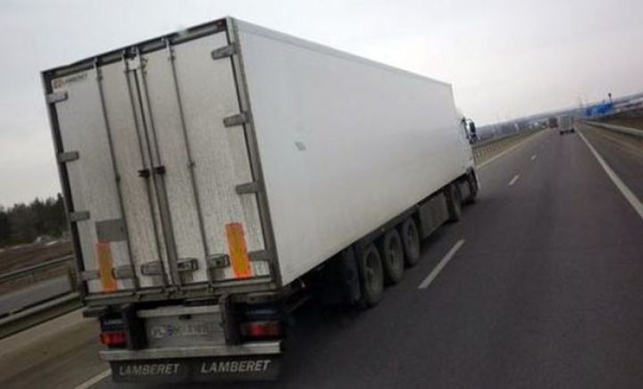 Ukraynada azərbaycanlının ətlə dolu yük maşını oğurlandı