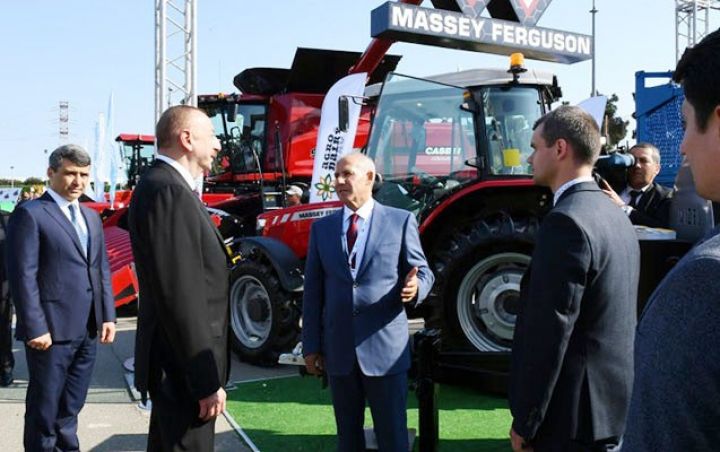 Keçmiş nazir yeni şirkətini Prezidentə təqdim etdi