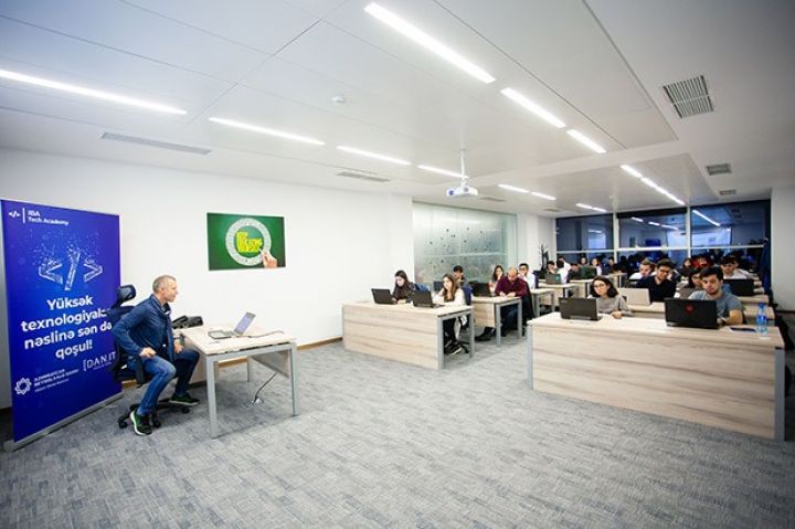 Beynəlxalq Bankın IBA Tech Akademiyası fəaliyyətə başladı