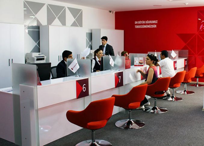 “Kapital Bank” işçilərinin sayını 728 nəfər artırıb