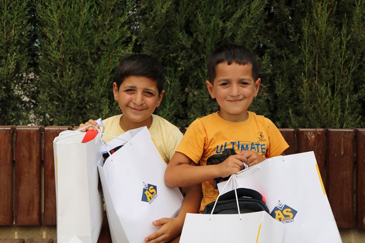 “AS Group”  sərt karantin dövründə onlarla uşağın arzusunu yerinə yetirdi - FOTOLAR