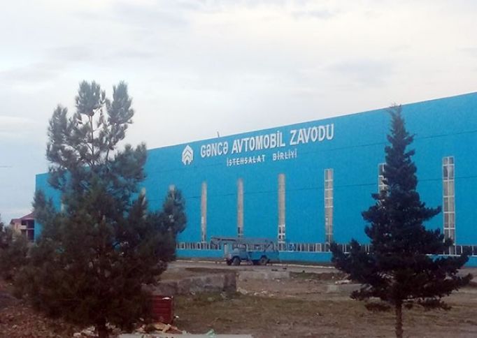 İlk rübdə Gəncədə 124 ədəd traktor, 6 ədəd MAZ yük avtomobili istehsal edilib