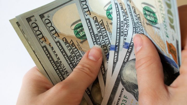 Valyutaya görə distribyutor şirkəti cərimələndi