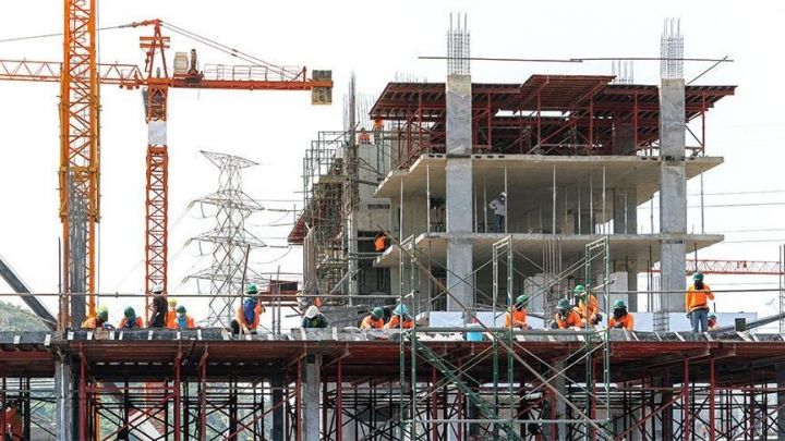 2 tikinti şirkəti dövlət qurumundan 4,2 milyon manatlıq sifariş aldı