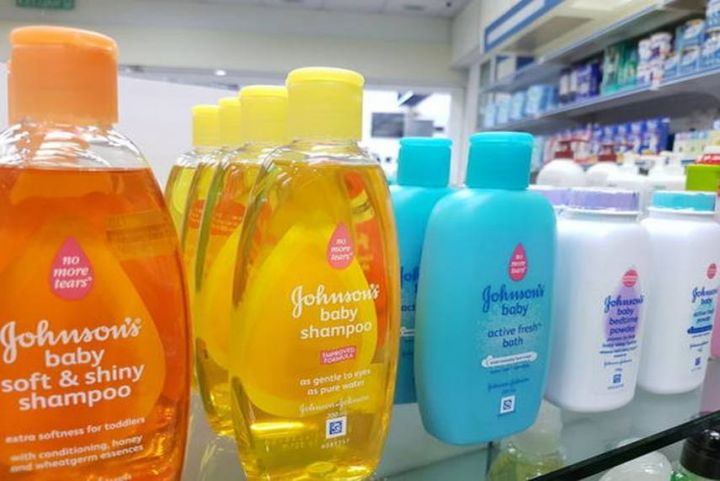 Azərbaycanın iri supermarketləri “Johnson & Johnson” məhsullarını satmaqdan imtina edirlər - YENİLƏNİB