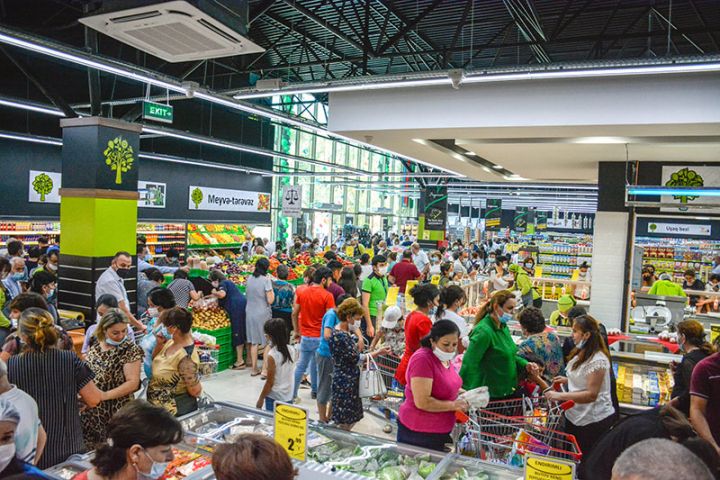 2020-də 21,7 milyard manatı "yedik-içdik"