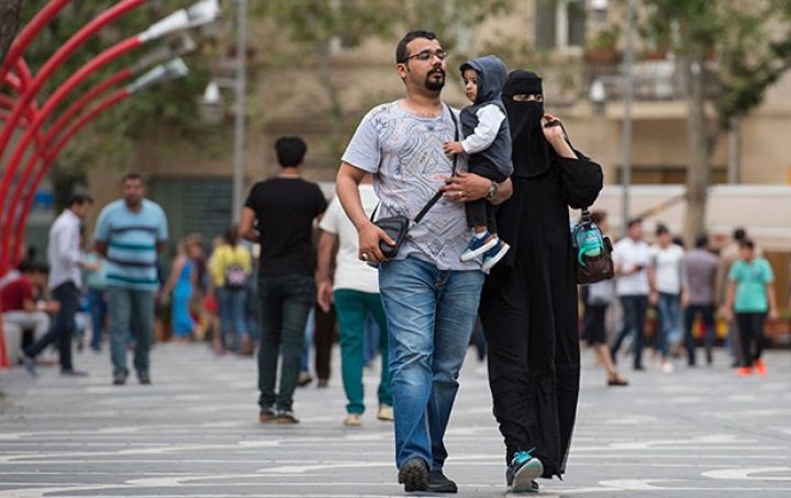 "Keçən il xarici turistlər Azərbaycanda 4,3 milyard manat pul xərcləyiblər" 