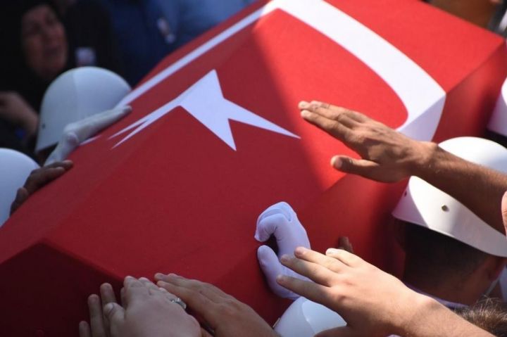 Türkiyə yasda - 33 şəhid