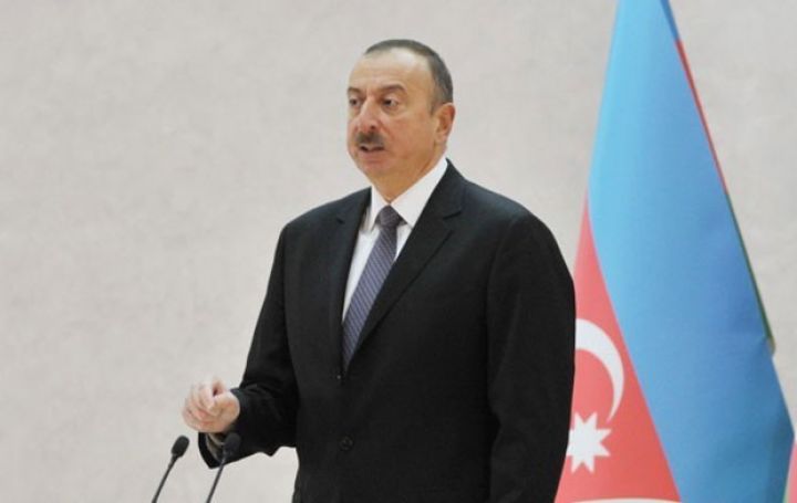 "Möhtəkirlər maskanı bahalaşdırıb gəlirlərini artırmaq istəyirlər" 