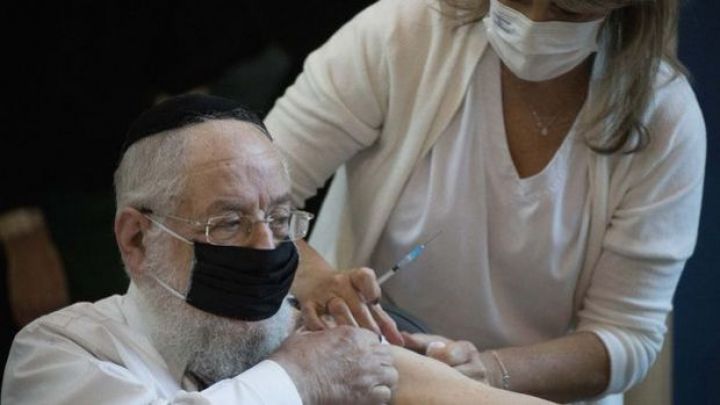 İsrail: BioNTech-Pfizerin 3-cü dozası 4 dəfə daha çox qoruma təmin edir