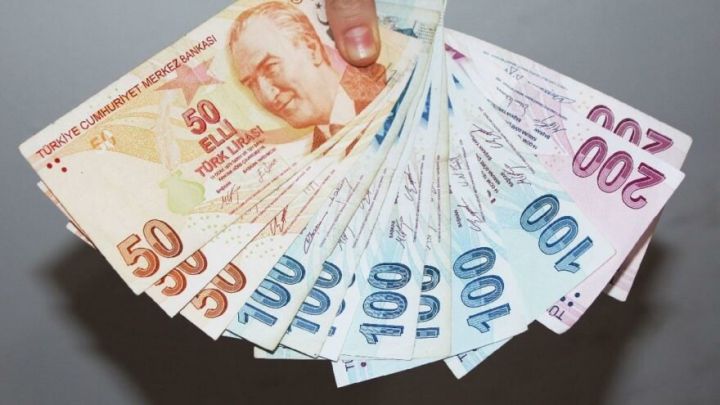 Türk Lirəsi daha da bahalaşıb