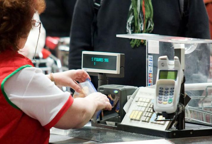 Dövlət Xidməti: Marketlərdə vətəndaşların hesabda aldadılması halları artıb