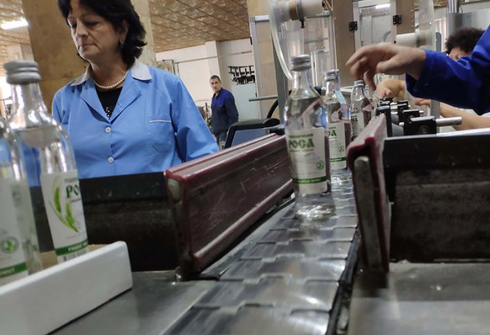 Bu zonadakı şirkətlər bütün vergilərdən azad olacaqlar