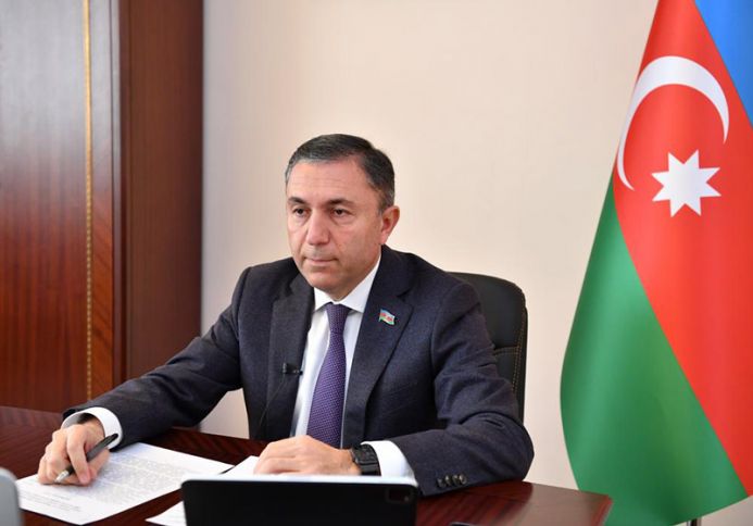 Pərakəndə ticarətdə nağd hesablaşma üçün limit 4 min manat olacaq