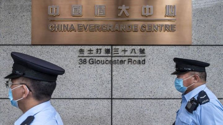 Çinin problemli iri şirkəti daha 2 istiqraz üzrə  ödəmə edə bilmədi