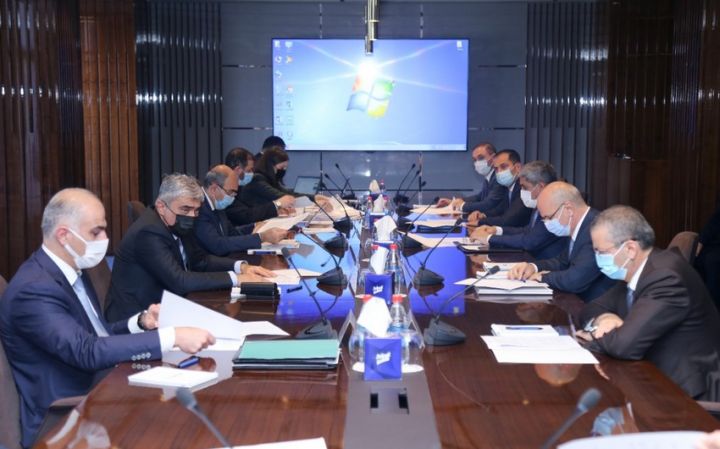 Gəmiçilik şirkətində iclas - GƏLİR VƏ XƏRCLƏRİ NƏZƏRDƏN KEÇİRİLDİ