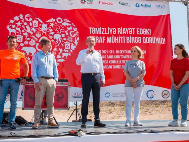 “Xəzəri Qoruyaq!” şüarı ilə beynəlxalq ekoloji aksiya keçirilib - FOTOLAR