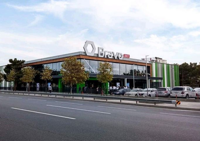 Bakıda daha 2 "Bravo" istifadəyə verildi - ÜNVANLAR