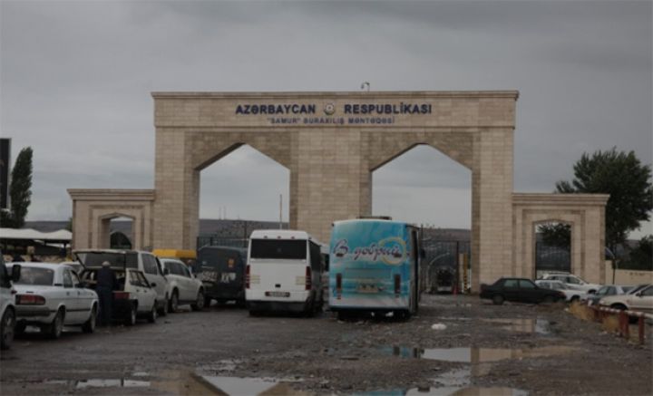 "Samur" gömrük postundan keçən yük maşınlarının sıxlığının səbəbi açıqlanıb