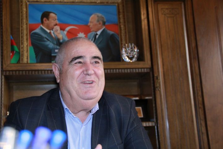 "Şərurlu İsfəndiyar" "Zaminbank" sədrinin cinayət işində zərərçəkmiş kimi tanınıb