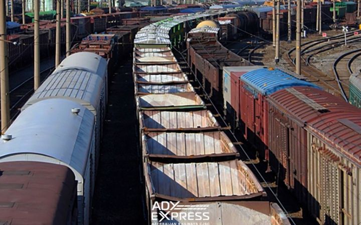 "ADY Express" Azərbaycanda istehsal olunan sementin xaricə nəqlinə başlayıb